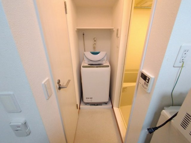 レオパレスパルコートＦのその他|洗濯機置場