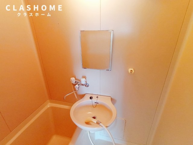 コーポイーストC　　　刈谷市近郊の賃貸はクラスホームの洗面所|同物件の別部屋になります。