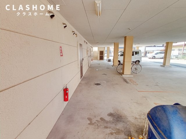 コーポイーストC　　　刈谷市近郊の賃貸はクラスホームの駐車場