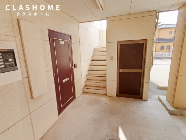 コーポイーストC　　　刈谷市近郊の賃貸はクラスホームのエントランス