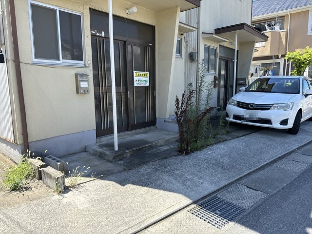 馬場貸住宅の駐車場