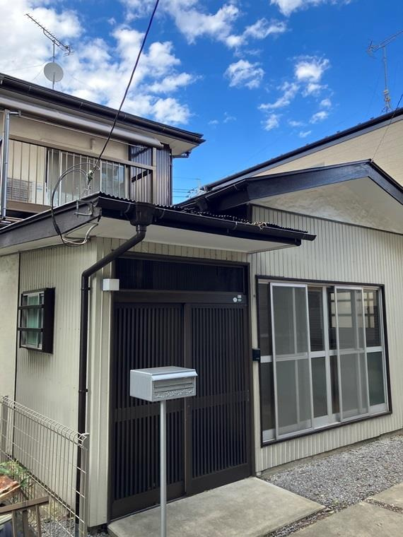 高津戸建の外観