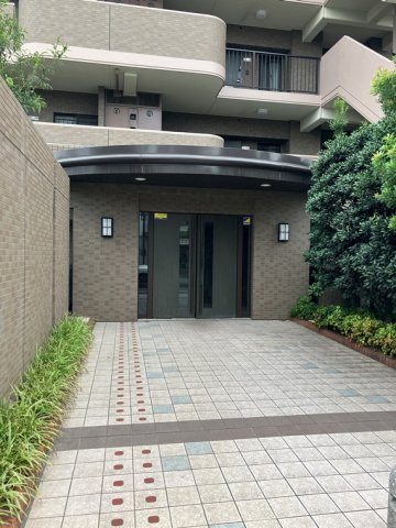 アドリーム川越のエントランス