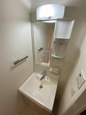 【独立洗面台】 | LiveCasa本町 | LiveCasa本町（ライブカーサ本町）　独立洗面台