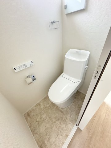 【トイレ】 | 新築一戸建て「小田原市中新田」