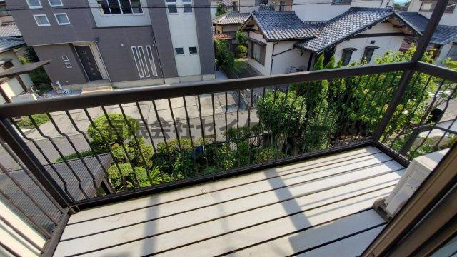 行田市持田５丁目　中古戸建のバルコニー|暖かな日差しのふりそそぐバルコニー