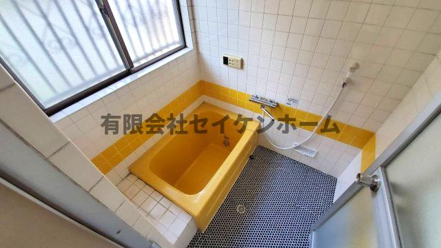 行田市持田５丁目　中古戸建の浴室|きれいなお風呂です