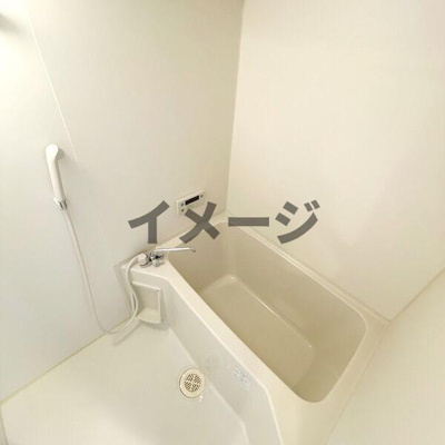 【浴室】 | une semaine | ※別部屋の写真です。