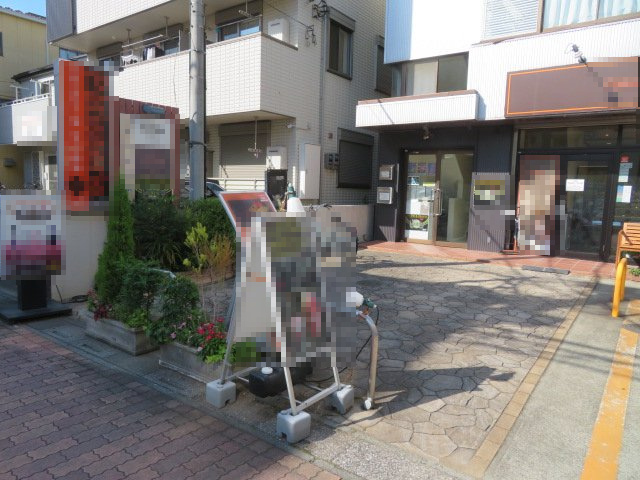 所沢市松葉町のビル