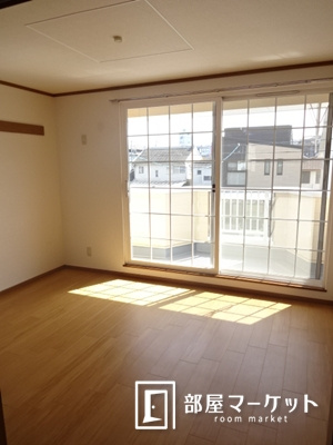 【居間・リビング】 | アバント加茂川