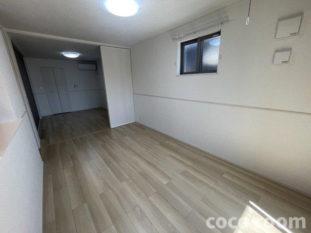 デンベヒガシコガワの居間・リビング