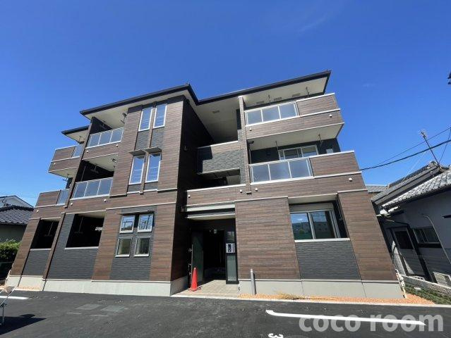 デンベヒガシコガワの外観