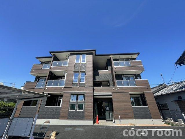 デンベヒガシコガワの外観