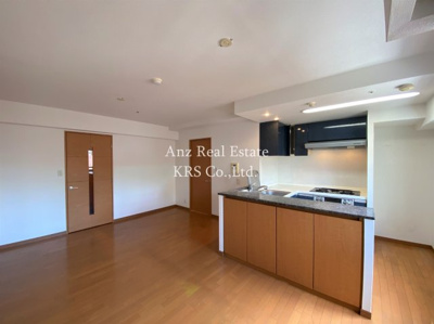 【居間・リビング】 | リーガル江戸堀 | カウンターキッチンのリビングダイニング♪