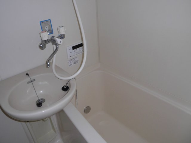 高木ハイツの浴室