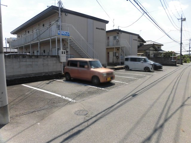 パナハイツ福真（相生）の駐車場
