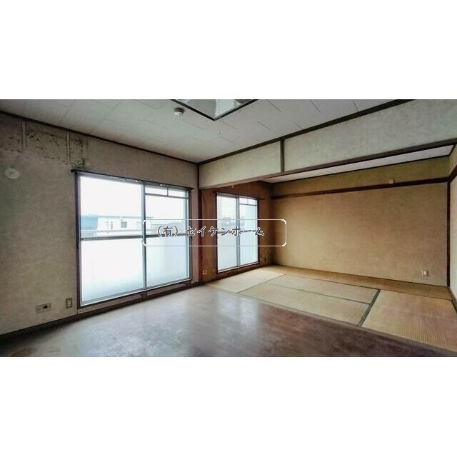 熊谷団地18号棟の居間・リビング