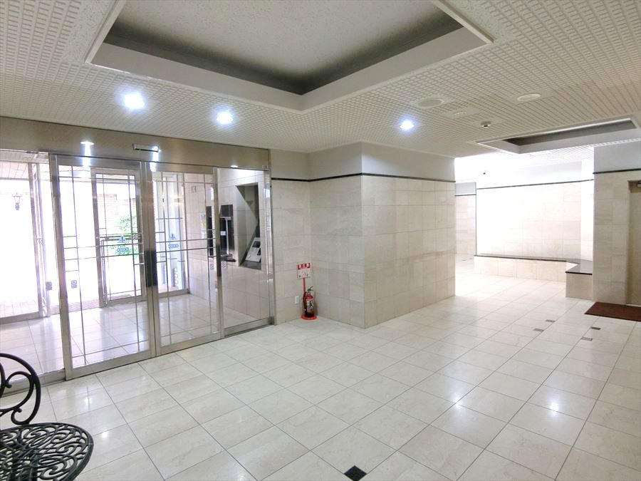 ロフティ城南セントラルタワーのロビー