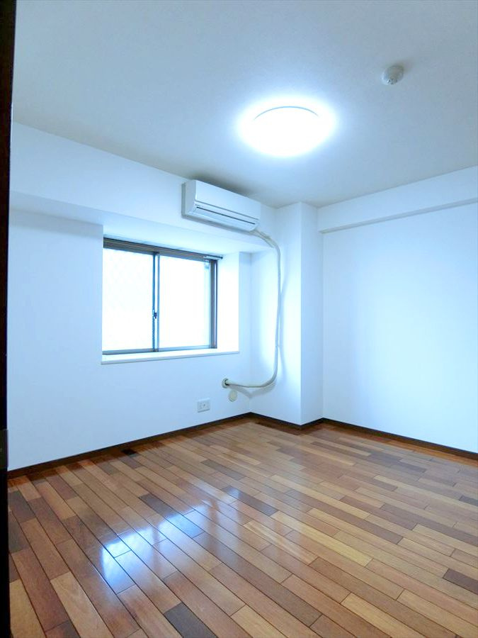 ロフティ城南セントラルタワーの寝室|風通しも良い寝室です☆