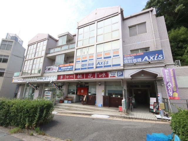 奈良市富雄元町１丁目の賃貸マンション