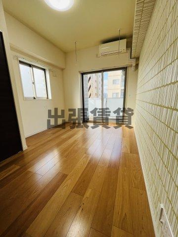 仲介手数料0円！RIVO浅間町の居間・リビング