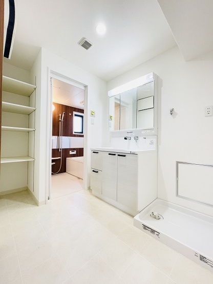 【居間・リビング】 | エバーライフ春日公園