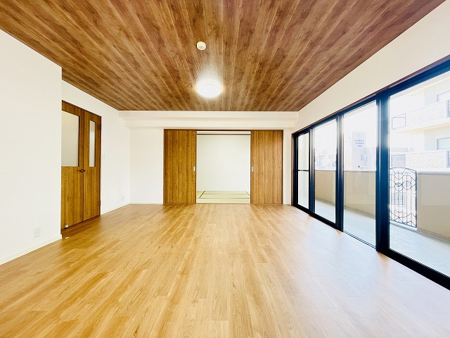 【居間・リビング】 | エバーライフ春日公園