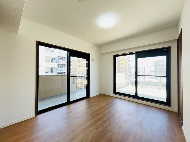 【洋室】 | エバーライフ春日公園