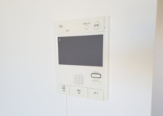 【セキュリティ】 | エスリード大阪シティノース | モニター付きインターホンです