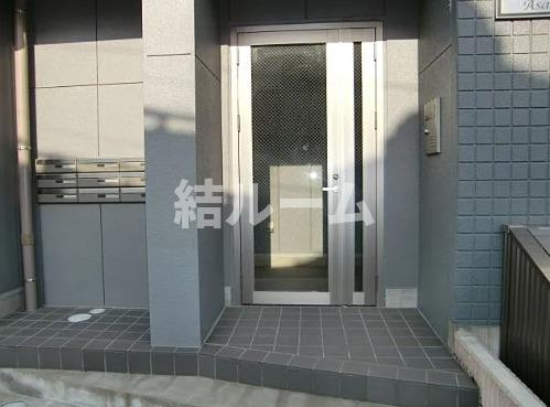 練馬区旭町３丁目の賃貸マンションのエントランス