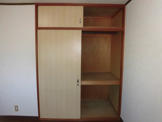 広沢コーポ１の収納