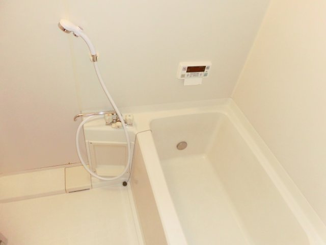 広沢コーポ１の浴室