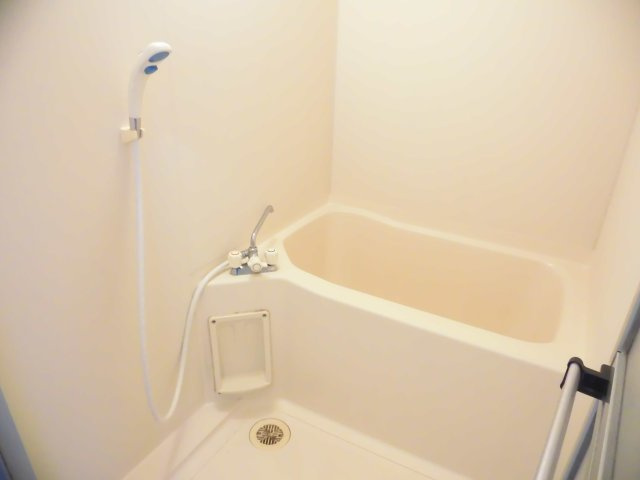 アリス桐生第３の浴室