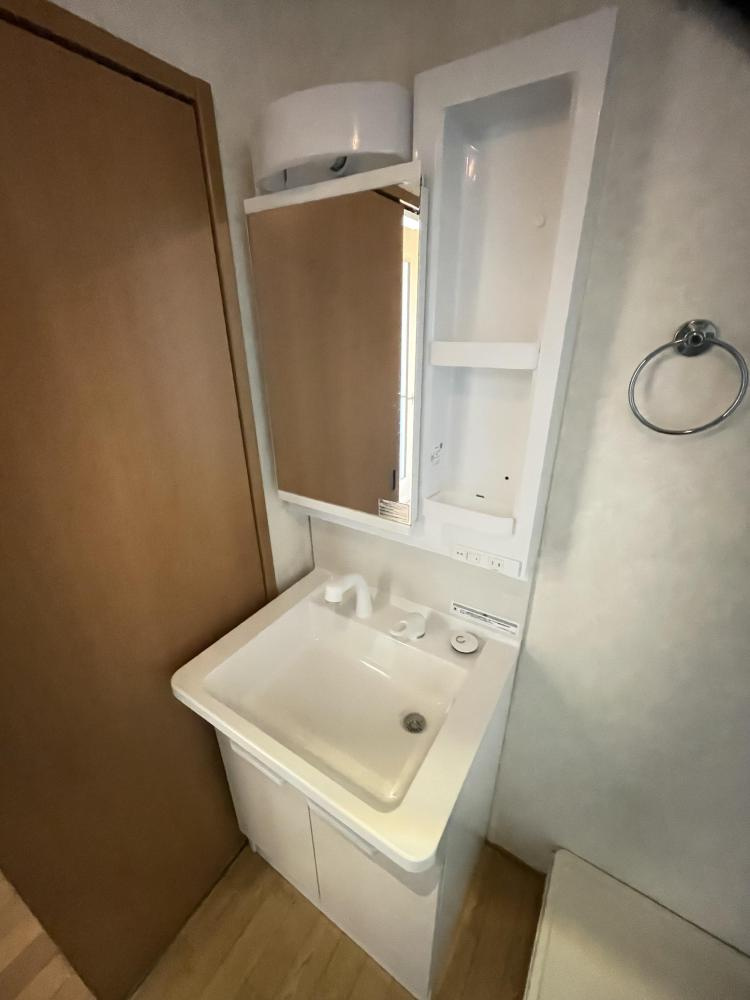 ハイムカーラの独立洗面台