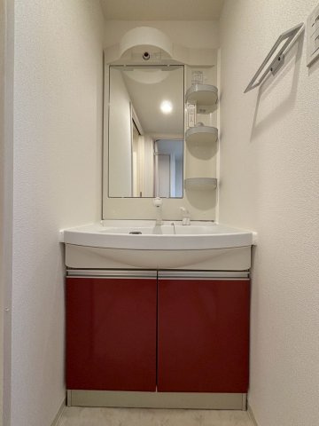 大阪市西区西本町１丁目の賃貸マンションの洗面所