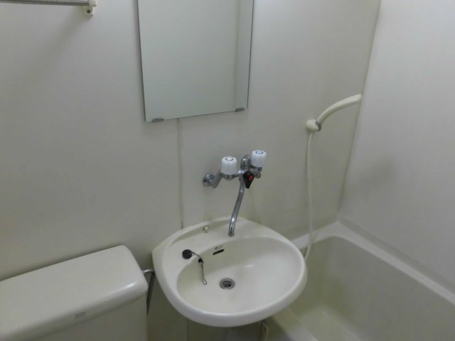 スチューデントハイツ メゾン中野の洗面所