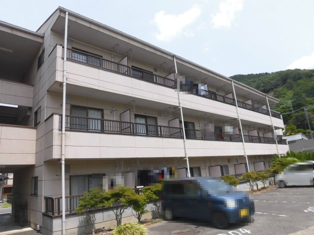 スチューデントハイツ メゾン中野の外観