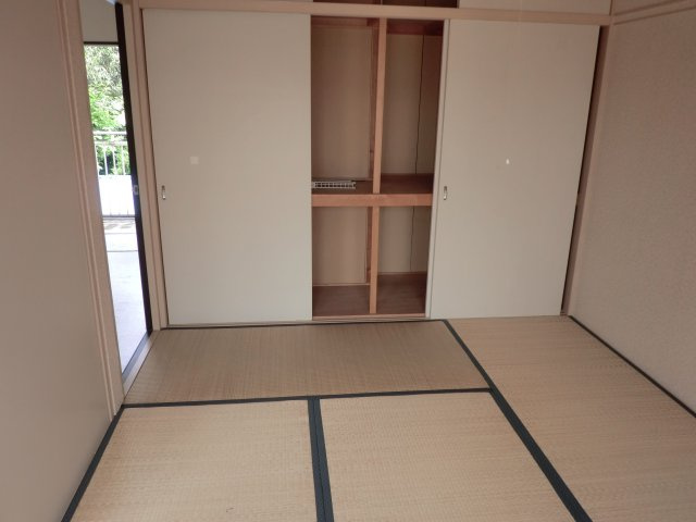 パナハイツコスモの和室