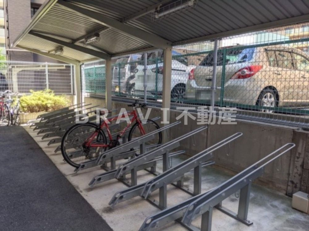 SERENiTE北浜　BRAVI不動産のその他共用部分|【SERENiTE北浜】駐輪場