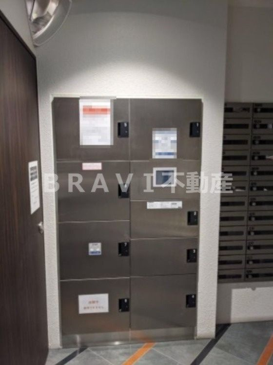 SERENiTE北浜　BRAVI不動産のその他共用部分|【SERENiTE北浜】宅配ボックス