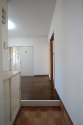 【玄関】 | パークサイドヴィラB | 落ち着いた玄関です