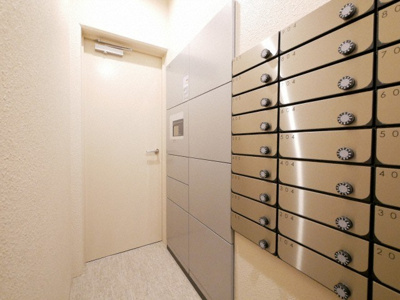 【その他共用部分】 | エグゼ新大阪南 | 宅配ボックスです