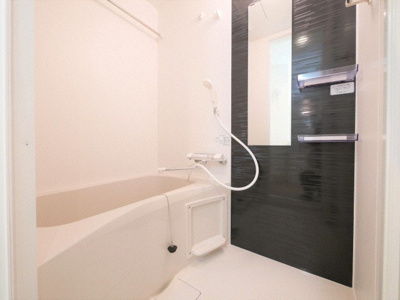 【浴室】 | エグゼ新大阪南 | お風呂です