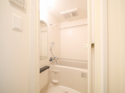 【浴室】 | プレサンスブルーム東三国 | お風呂で日々の疲れを落としましょう