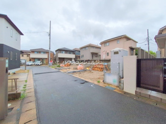 【前面道路含む現地写真】