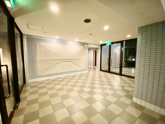 ダイアパレスベイシティ旭町のエントランス