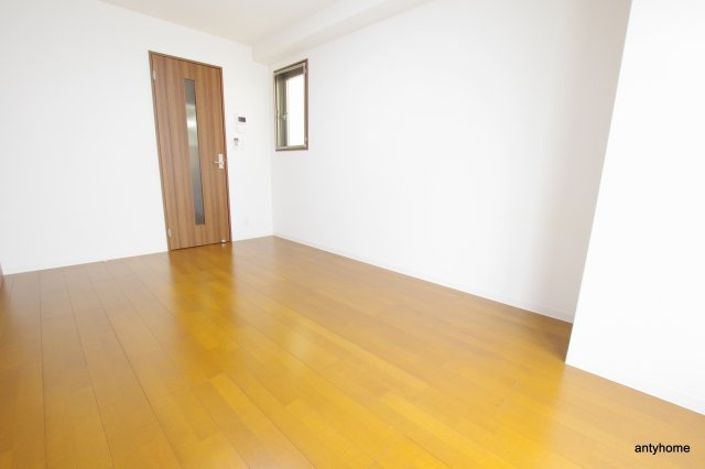 GOパレス福島　仲介手数料無料の居間・リビング