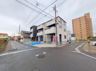 【前面道路含む現地写真】
