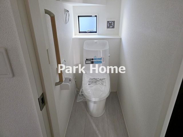 高知市介良乙-9期4棟3号棟- 新築戸建てのトイレ|１F:トイレ