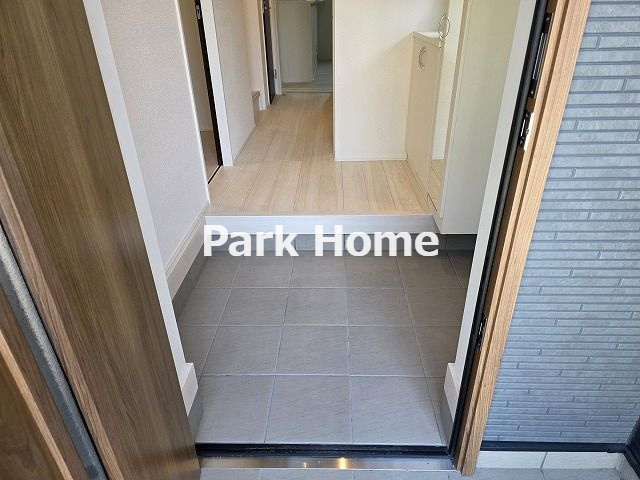 高知市介良乙-9期4棟3号棟- 新築戸建ての玄関